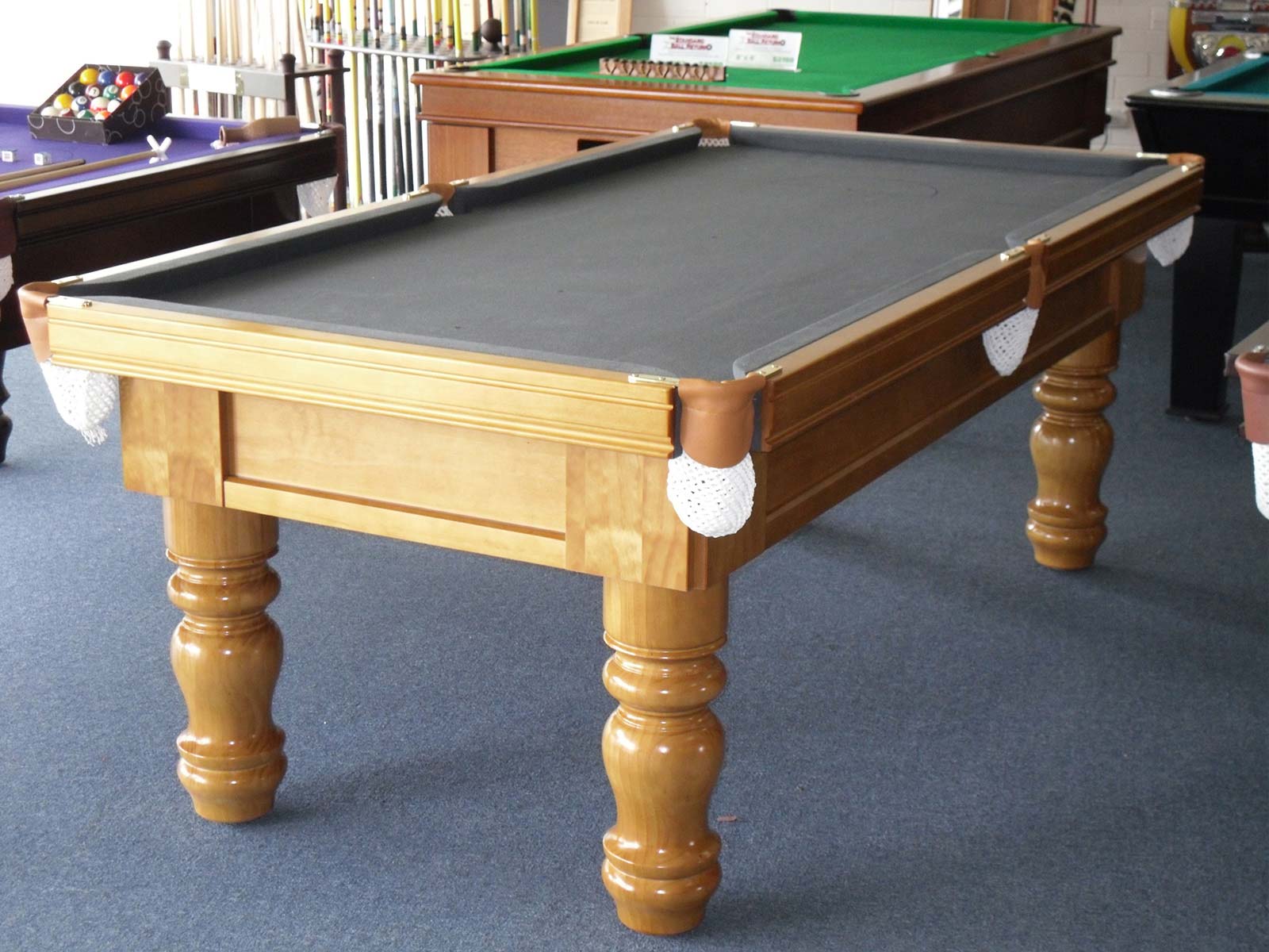 Rio pool table