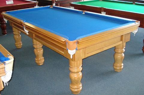 Pool table