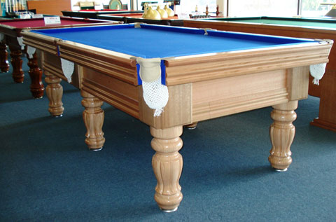 Pool table