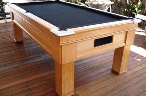 Pool table